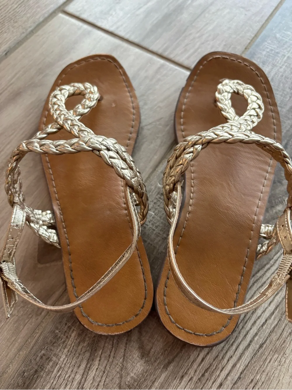 Girls' Braided Metallic Gold Toe-Loop Sandals